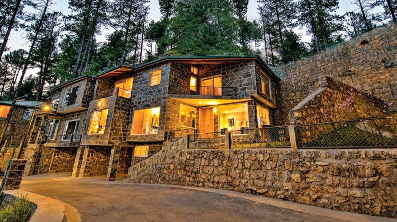 Gated communities in Changla Gali stone villa with secure perimeter
