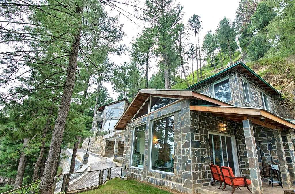 Gated communities in Changla Gali stone villa with secure perimeter