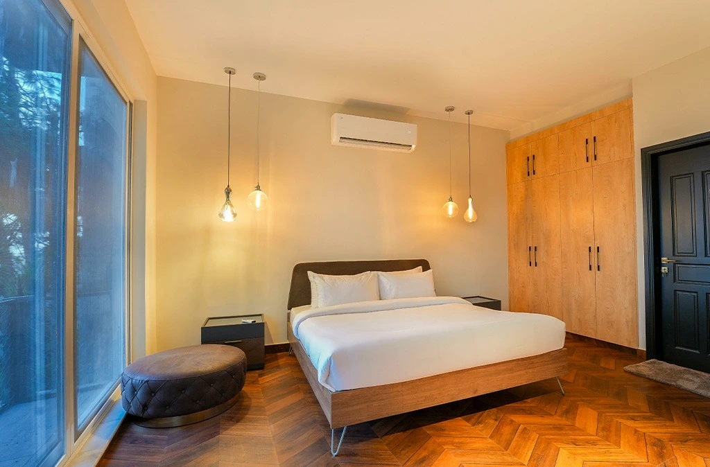 summer vacational homes in Pakistan with scenic mountain and forest view