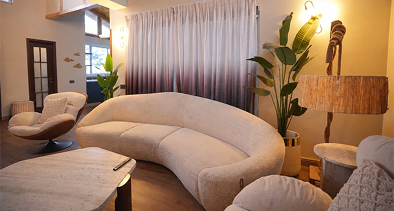 Cozy furnished living room interior, holiday homes in Pakistan mountains by Blue Pine Mountain Homes